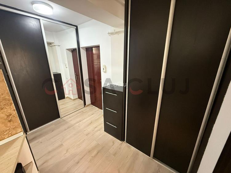 LA cheie, parcare inclusă, etaj interemediar! - 8