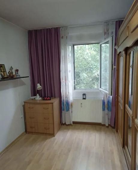 Apartament cu trei camere, Piata Sudului, 125.000€ negociabil - 4
