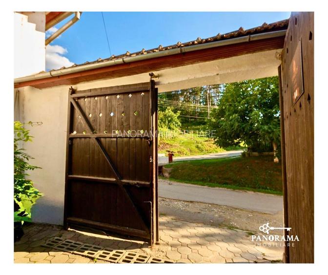 Casă cu poveste și pivniță boltită, pe traseul Via Transilvanica - 36