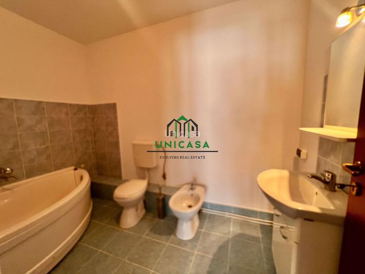 Casa Vladesti/4 camere - 9