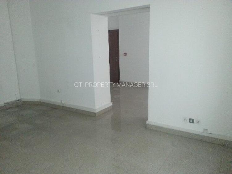 Vila de vanzare Romana - ASE - 7