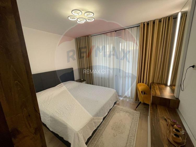 Apartament cu 3 camere de închiriat în zona Precista - 17