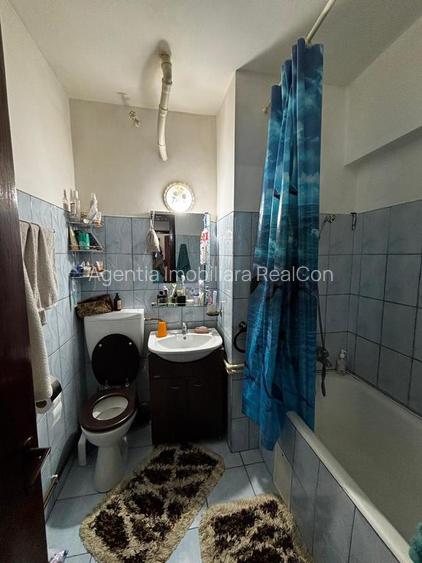Apartament 2 camere Cartier Ostroveni zona Piata - 16