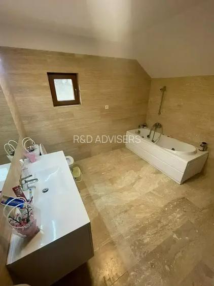 Casa 6 Camere Mobilat - Utilat Peisaj Pitoresc Panouri Fotovoltaice - 10