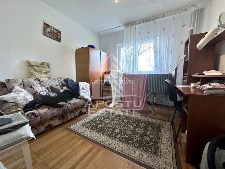 Apartament cu 3 camere, etajul 2, - 7