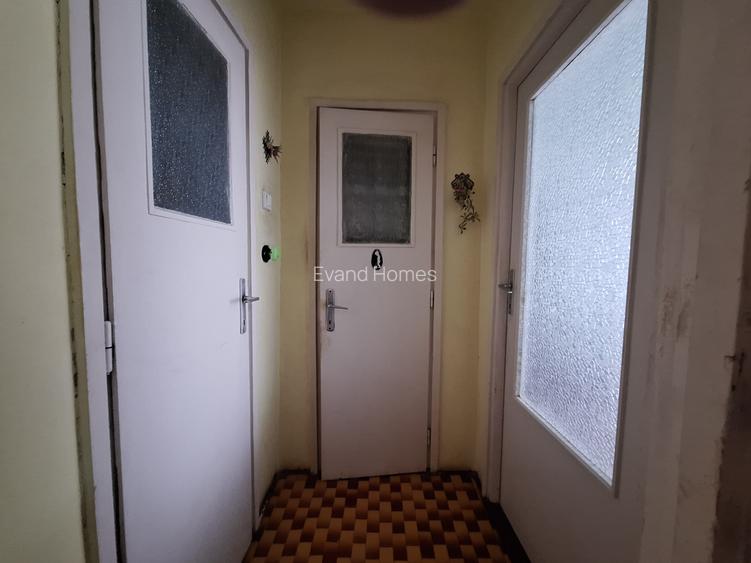 Apartament cu 2 camere-bloc izolat termic si supravegheat video-Torontalului - 13