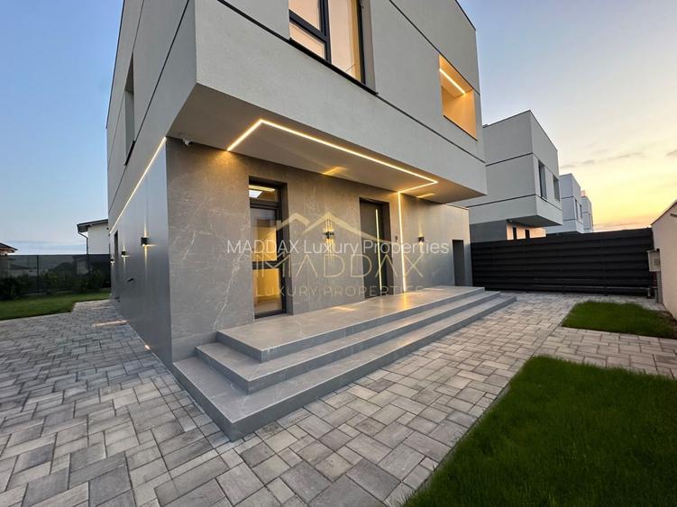 Vila individuala *432mp* + curte // 6 locuri Parcare / Pipera-Tunari - 43