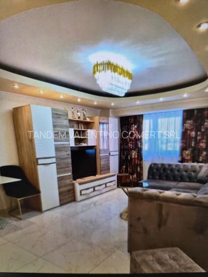 Bulevardul Unirii - 8