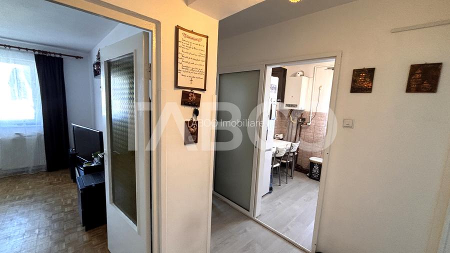 Apartament 3 camere  decomandat 49mpu + balcon zona Strand Sibiu - 7