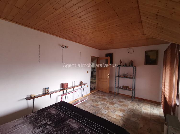 Casa cu etaj in Oraseni Deal - 11