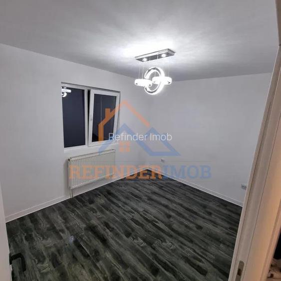 2 camere renovat complet Piata Resita - 3