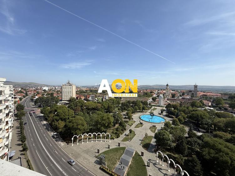 De vanzare apartament 2 camere, vedere superba Cetatea Alba Carolina - 14