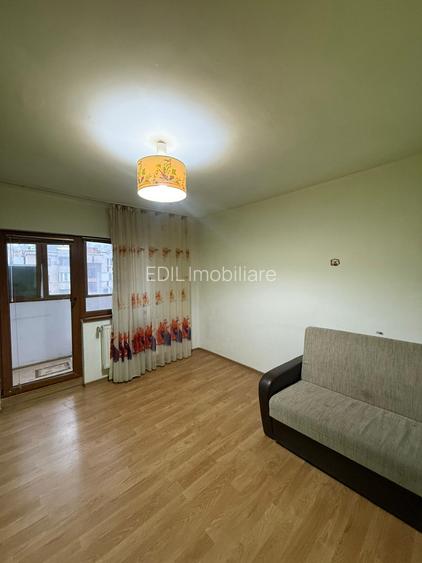Apartament de vânzare, 3 camere, 74 mp, Plopilor zona bloc Semilună - 6