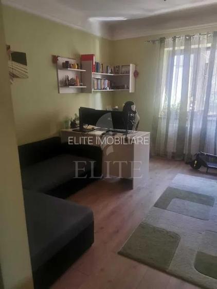 Apartament 2 camere în zona PARIS - 6