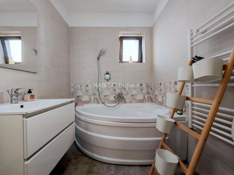 Prima inchiriere, vila cocheta, cu accente exotice - 6