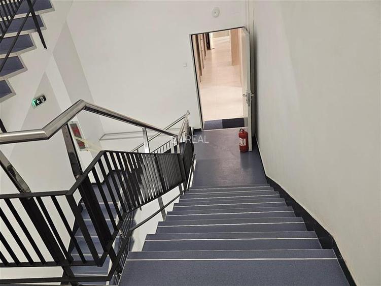 Spatii de inchiriat - River Plaza - Corp B de la 127 mp - 11