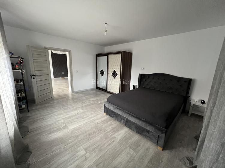 2 Case IDIVIDUALE ,TEREN 1.100 MP , Avram iancu - 5