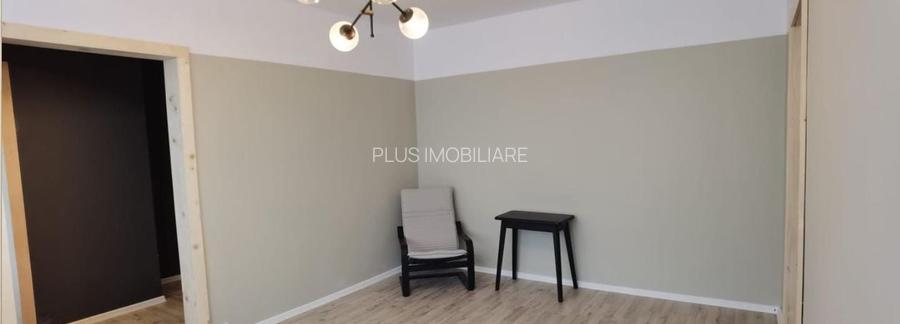 Apartament  2 camere renovat recent langa metrou 1Mai - 13