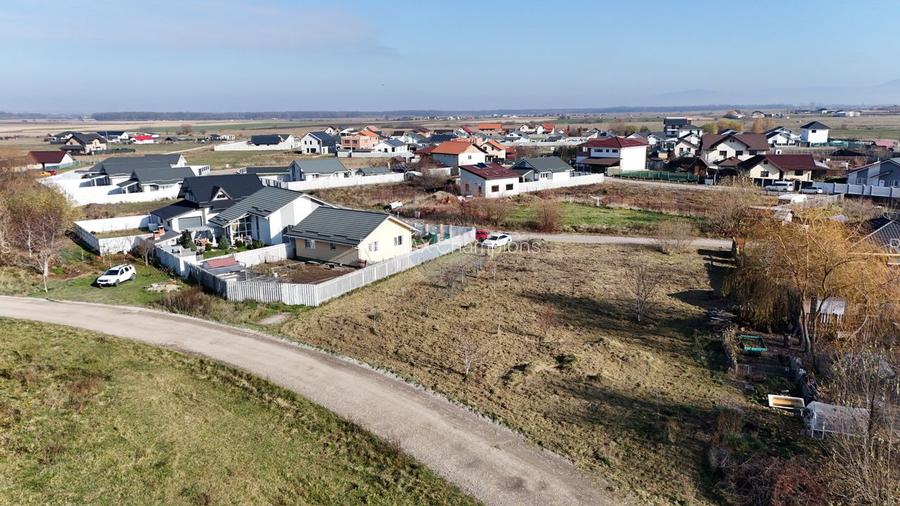 Teren intravilan 500 mp | Utilități | Certificat urbanism | Hărman - 3