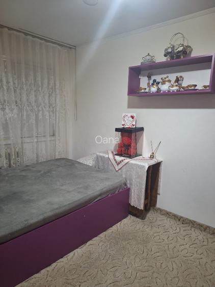 Vând apartament Valea Roșie  - 3
