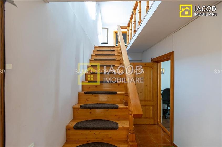 Vila/Pensiune D+P+E+M cu multiple functionalitati: locuit, HoReCa, turism, camin - 22