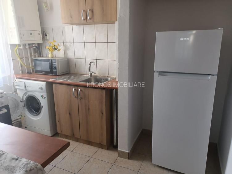 BROTACEI 2 CAMERE SEMI, 30 MP PRET 66500 EURO - 12