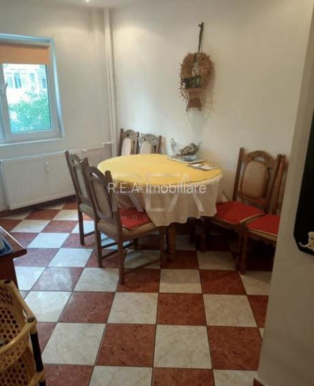 3 camere, 2/10, anvelopat, 70 mp, bloc 1980-Gorjului - 6