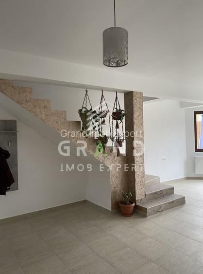 Casă SPAȚIOASĂ 7 camere | Terasă+Balcoane | Garaj | Curte proprie | Bună Ziua - 5