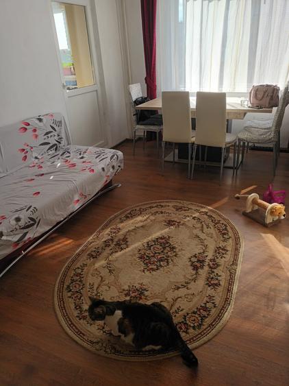 Apartament 4 camere etaj 6/8 cu 2 bai ,2 balcoane si boxa la subsol.