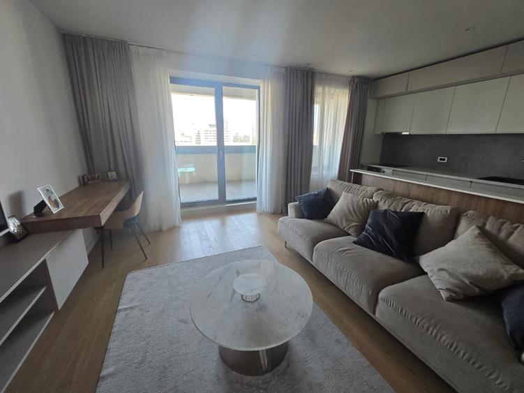 Apartament de 2 camere de închiriat — Aviatiei Tower cu loc de parcare inclus