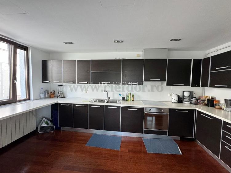 Aviatorilor - penthouse cu 5 camere de inchiriat, terasa 134mp - 4