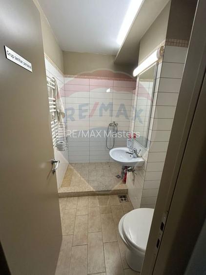 Cabinet medical de închiriat - 13