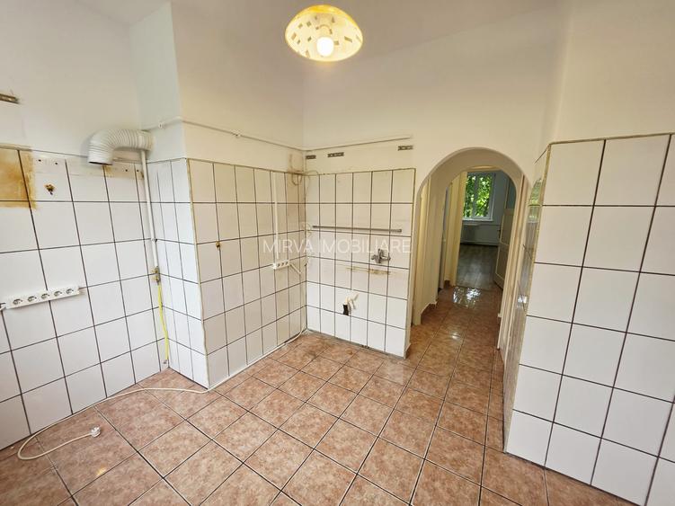2 camere decomandat | 60 mp utili | Etaj 2 | Zona Sud | Boxă - 20