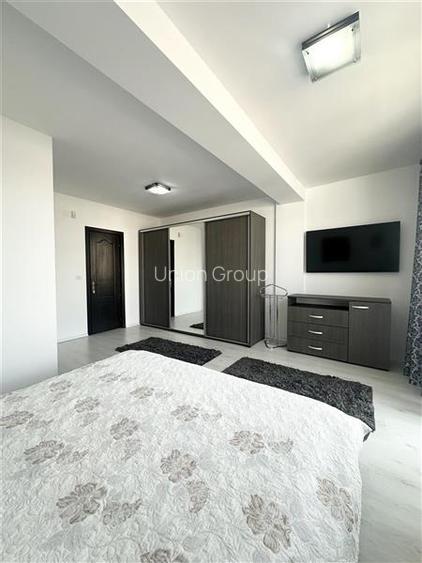 Afacere la Cheie in Mamaia Nord: Pensiune de Vanzare cu 18 Camere - 13