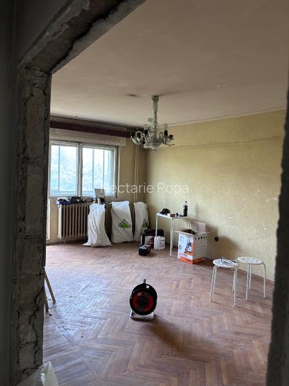 Vand ap zona bd unirii lucian blaga alba iulia, 3 cam, 2 bai, 2 debarale, 90mp - 7