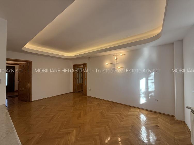 Vila spațioasă în Sisesti | 600 mp | 9 locuri de parcare | Teren 1500 mp - 4