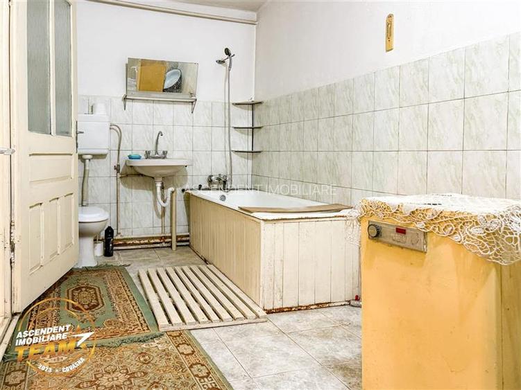 FILM!  2 case,domeniu de 1.660mp, cu atelier,anexe,Lemnia,Covasna - 16