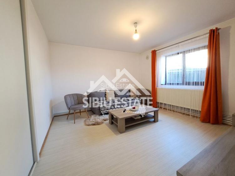 Casa Sibiu cu pivnita si garaj, curte mare - 5