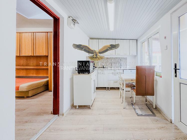 Apartament cu 2 camere|50 m2|Str Decebal/Centru - 10