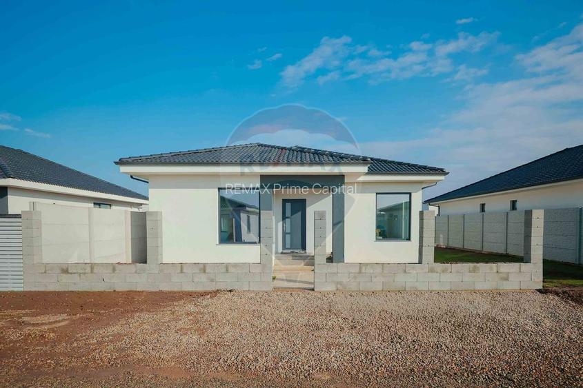 Casă pe nivel de vânzare cu 3 dormitoare, 500 mp teren – Sântandrei - 25