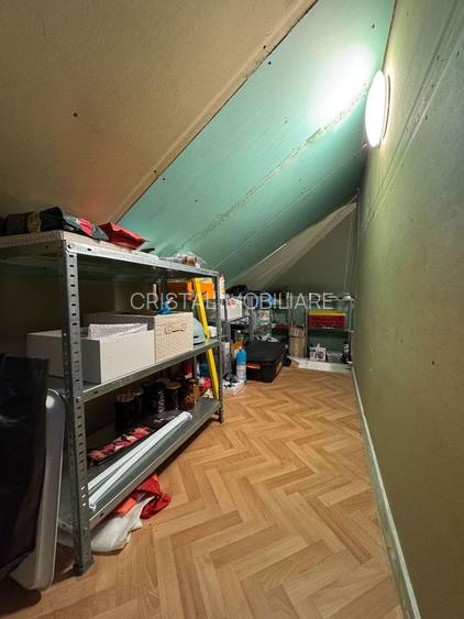 Apartament 2 camere - Domenii, etaj 2/2, centrala noua, curte, boxă, pod. - 32