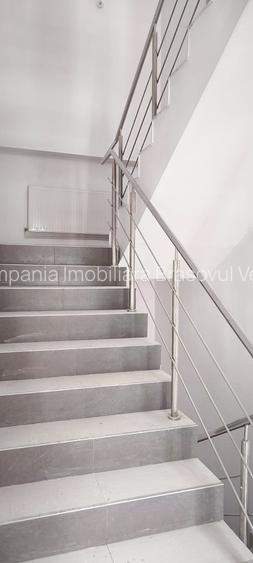 Zona Centrală - 250 mp spațiu birouri, disponibil imediat. - 9