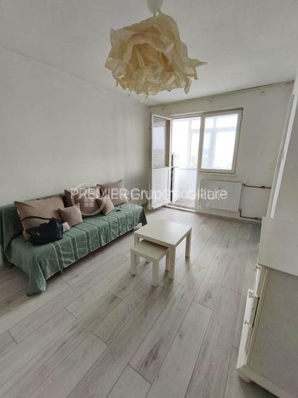 ETAJ INTERMEDIAR! Garsoniera 24mp, Podu Ros, in bloc de apartamente - 2