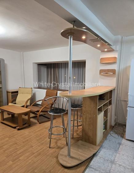 Închiriez apartament 2 camere, Mall Vitan, mobilat, metrou 4 minute - 5