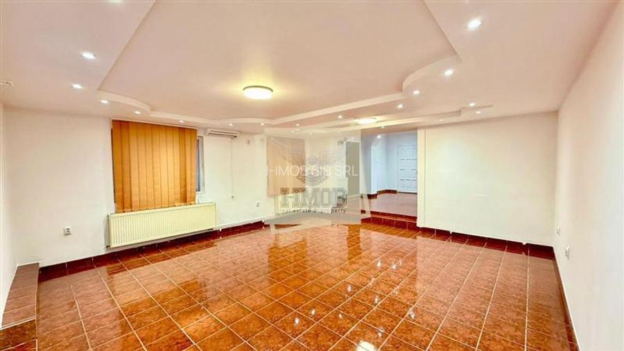 Spatiu comercial 80 mp in zona Strand - 11