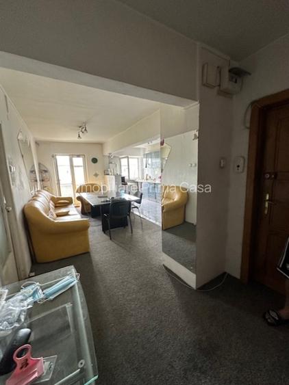 TRAIAN (ZONA URSUS) 4camere decomandat etaj4 cu acoperis ! - 10