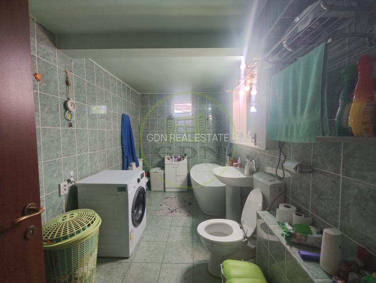 Casa 5 camere, teren 1073 mp,  Craiova, cartier Lascar Catargiu - 9