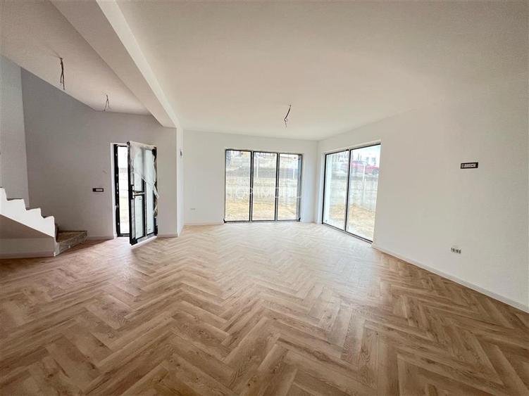 Vila 4 Camere - Valea Adanca - 5 Drumuri - 4