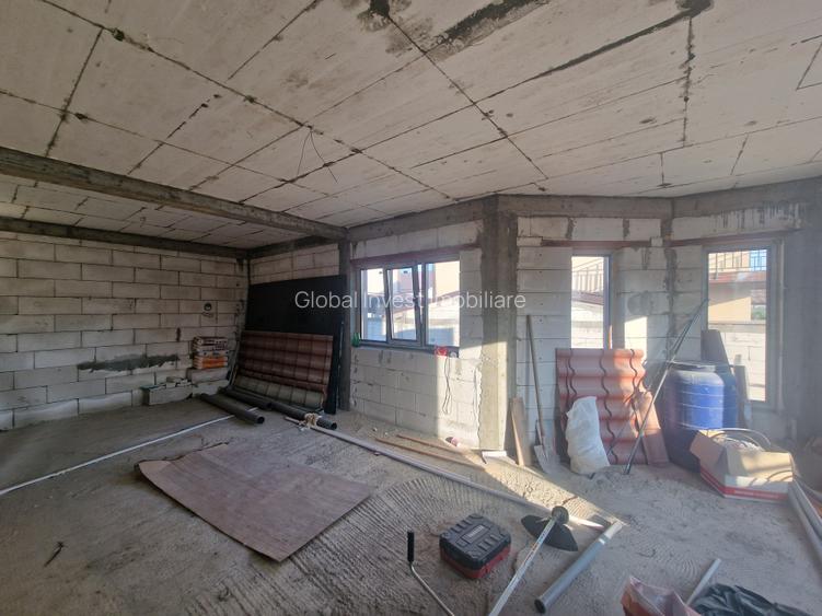 Casa P+M cu placa turnata, 5camere constructie deosebita -178.000euro - 4