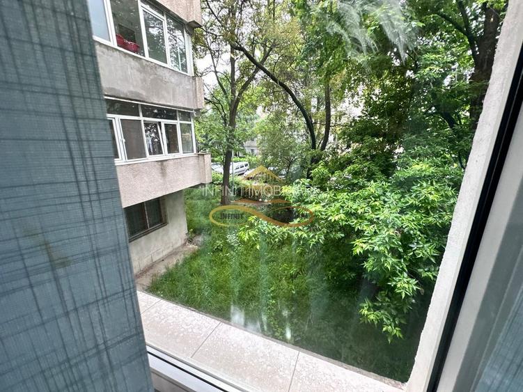 De vanzare apartament 4 camere decomandate Castanilor Bacau - 3